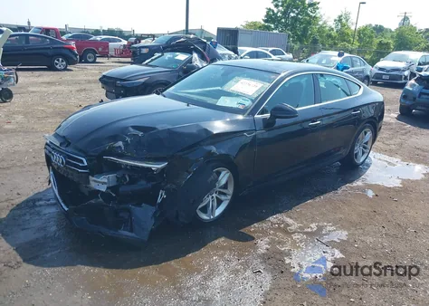 2019 Audi A5 45 Premium z USA, uszkodzony, nr VIN WAUANCF58KA056062